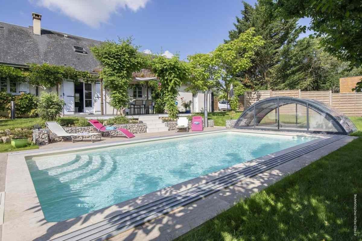 Au Coeur Du Bien-Etre, Gite Avec Piscine Chauffee Et Couverte, Spa, Sauna, Massages Monteaux Exterior photo